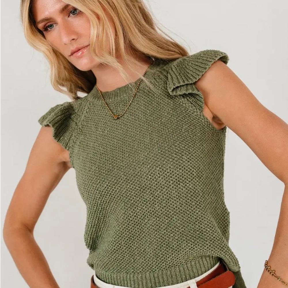 Elegant Cream Knit Sweater